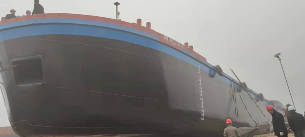 恭喜李老板船只下河，船號（四航258）